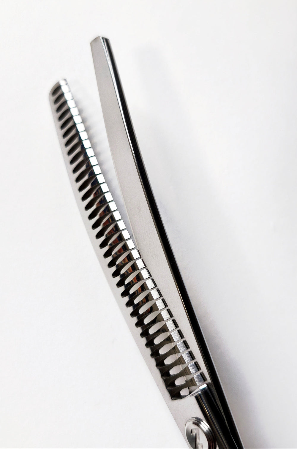 Zora Pet Grooming Curved Blender Shear - Model A-7533C